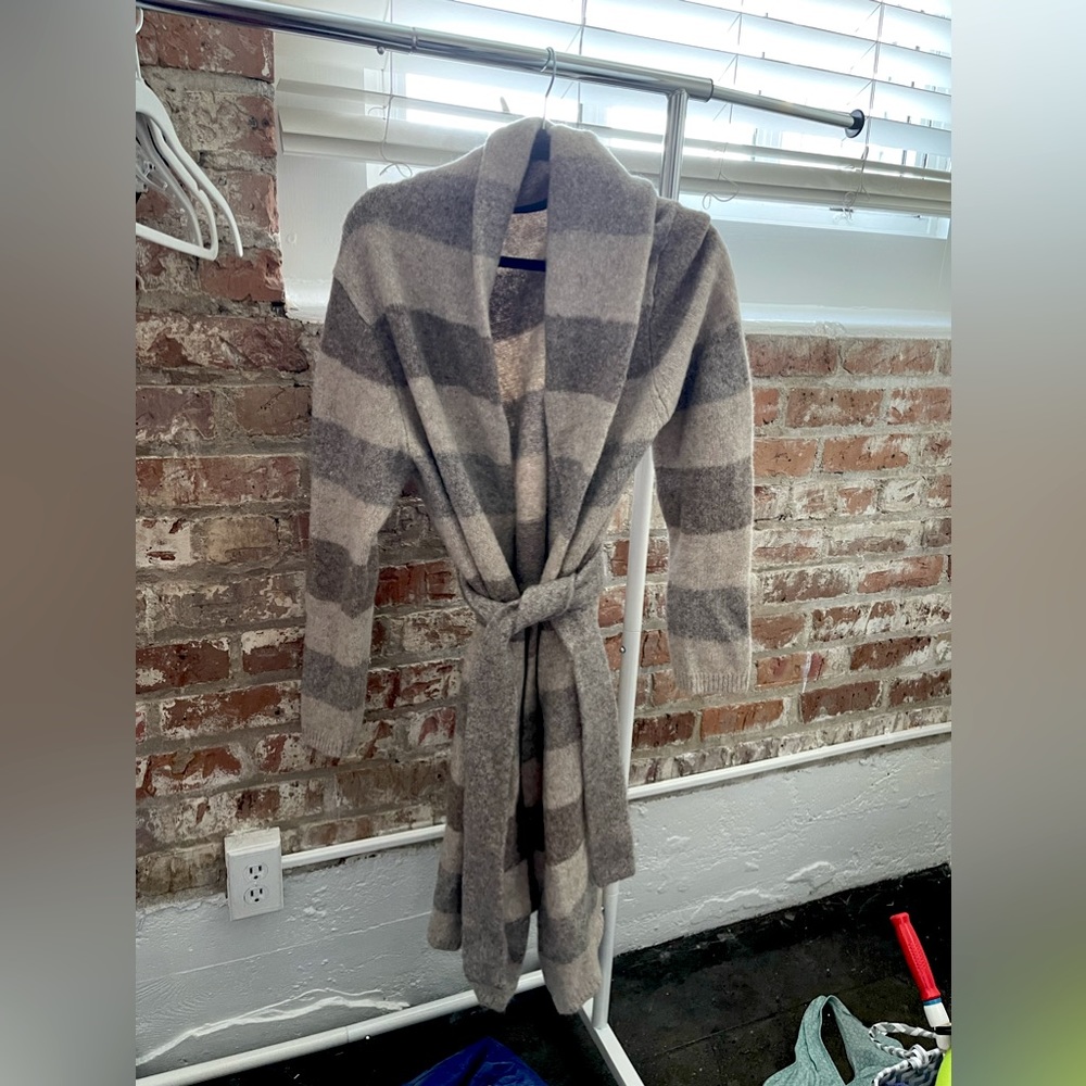 BRAND NEW NEVER WORN: Jenni Kayne REAL Wool Striped Comfy Wrap